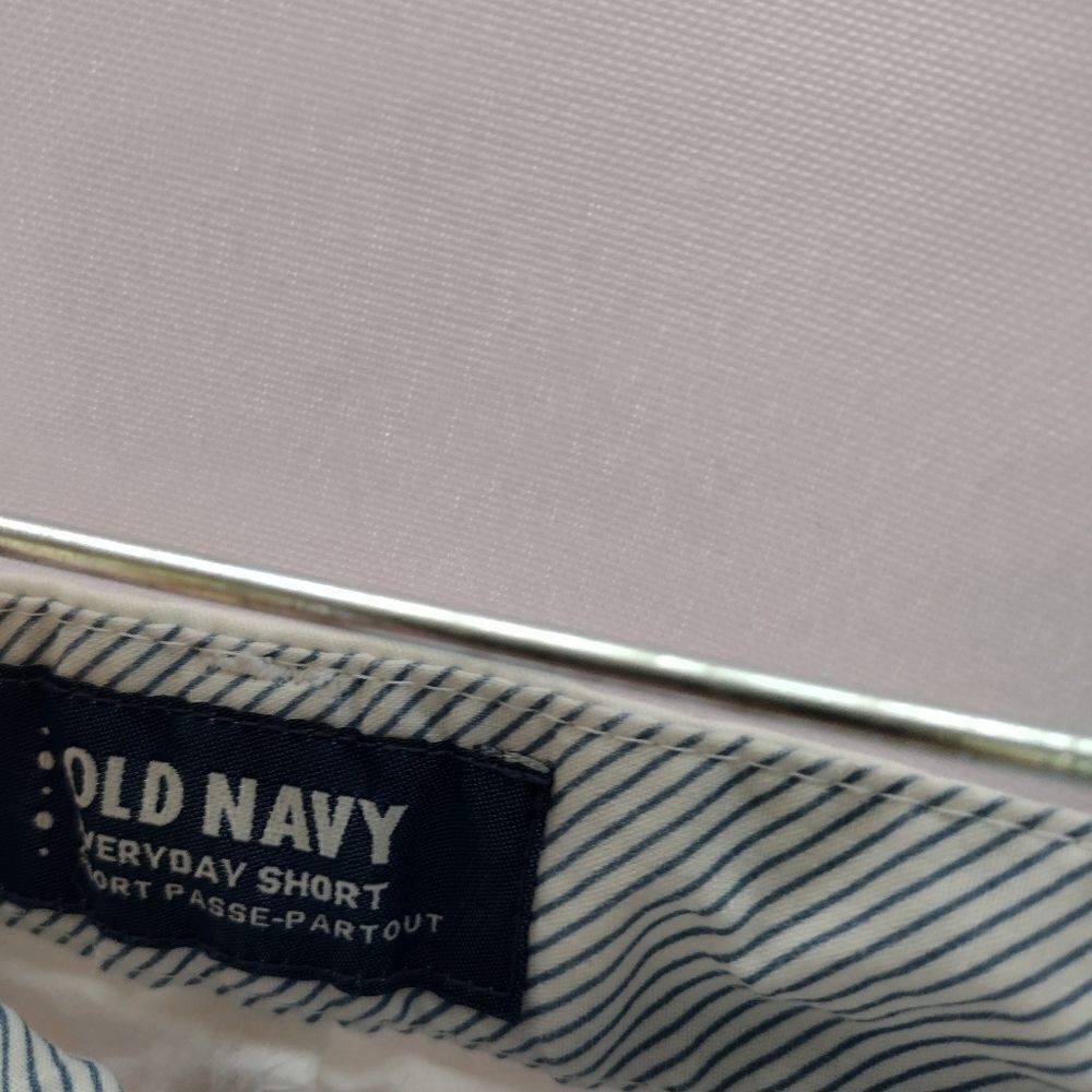 Old Navy shorts  - Picture 2 of 7